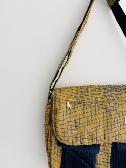 CROSSBODY BAG 3J5-D9