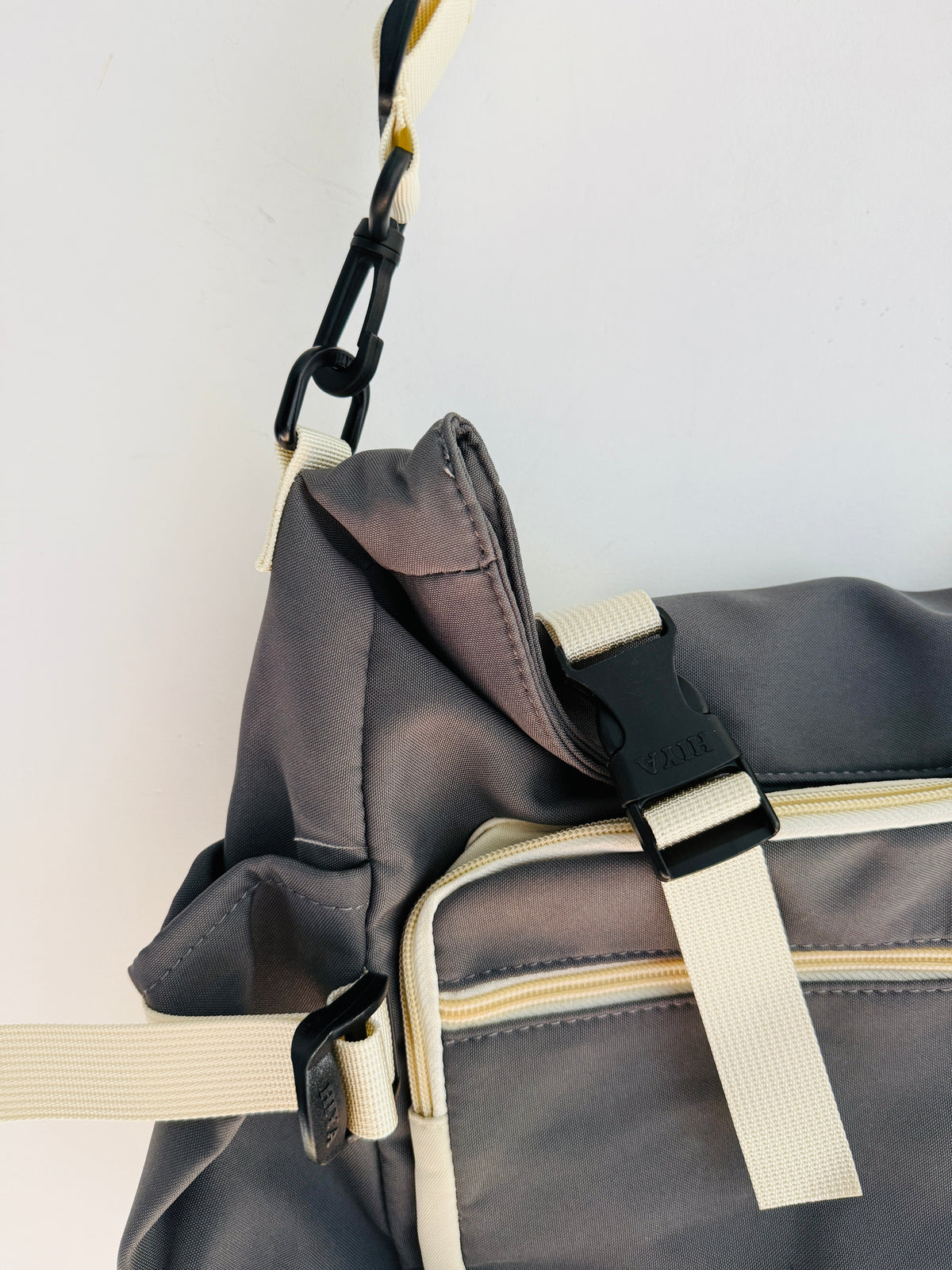 IMPORTED CROSSBODY BAG 7Q8-D6