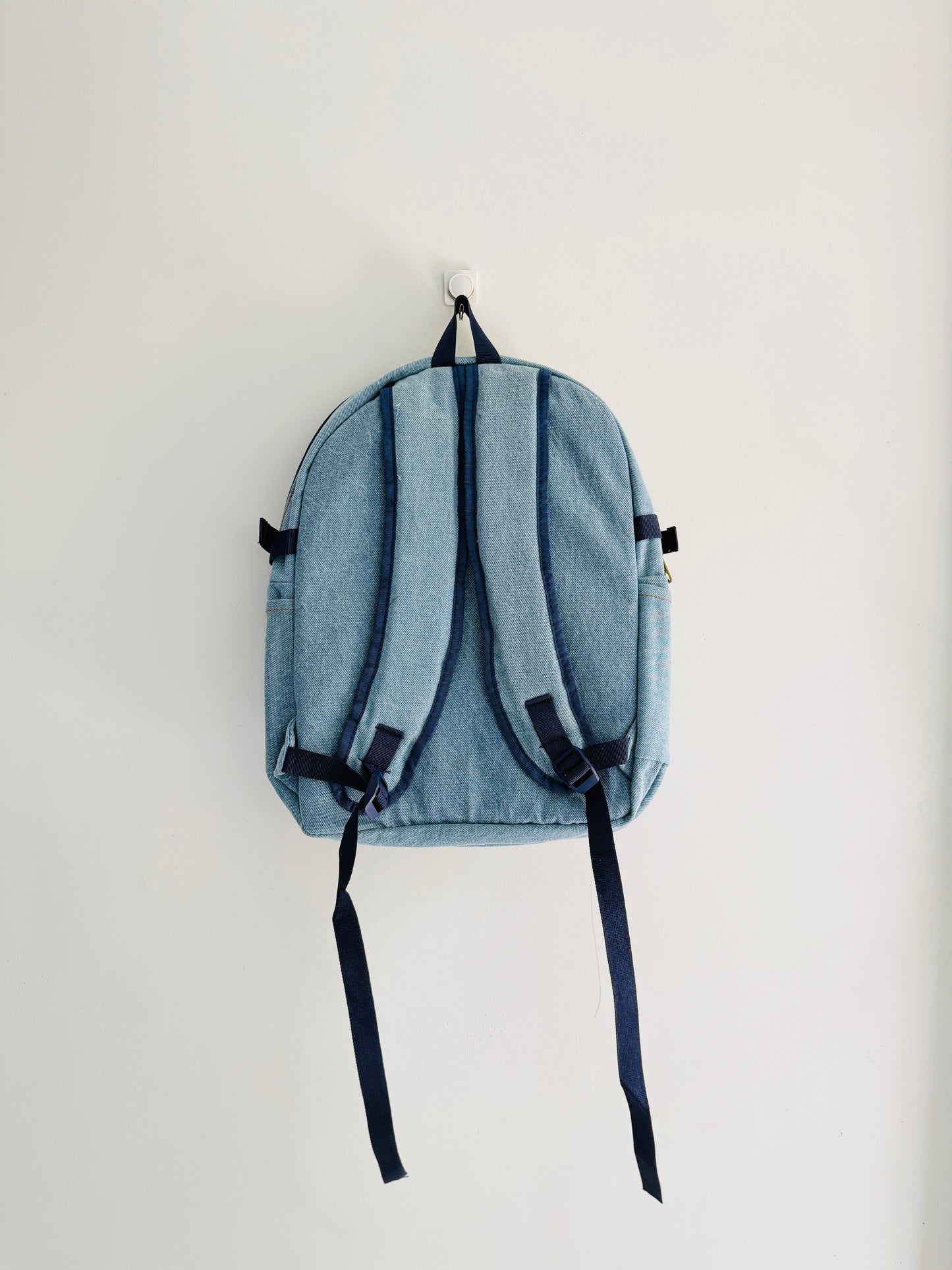 BACKPACK 6P0-I16