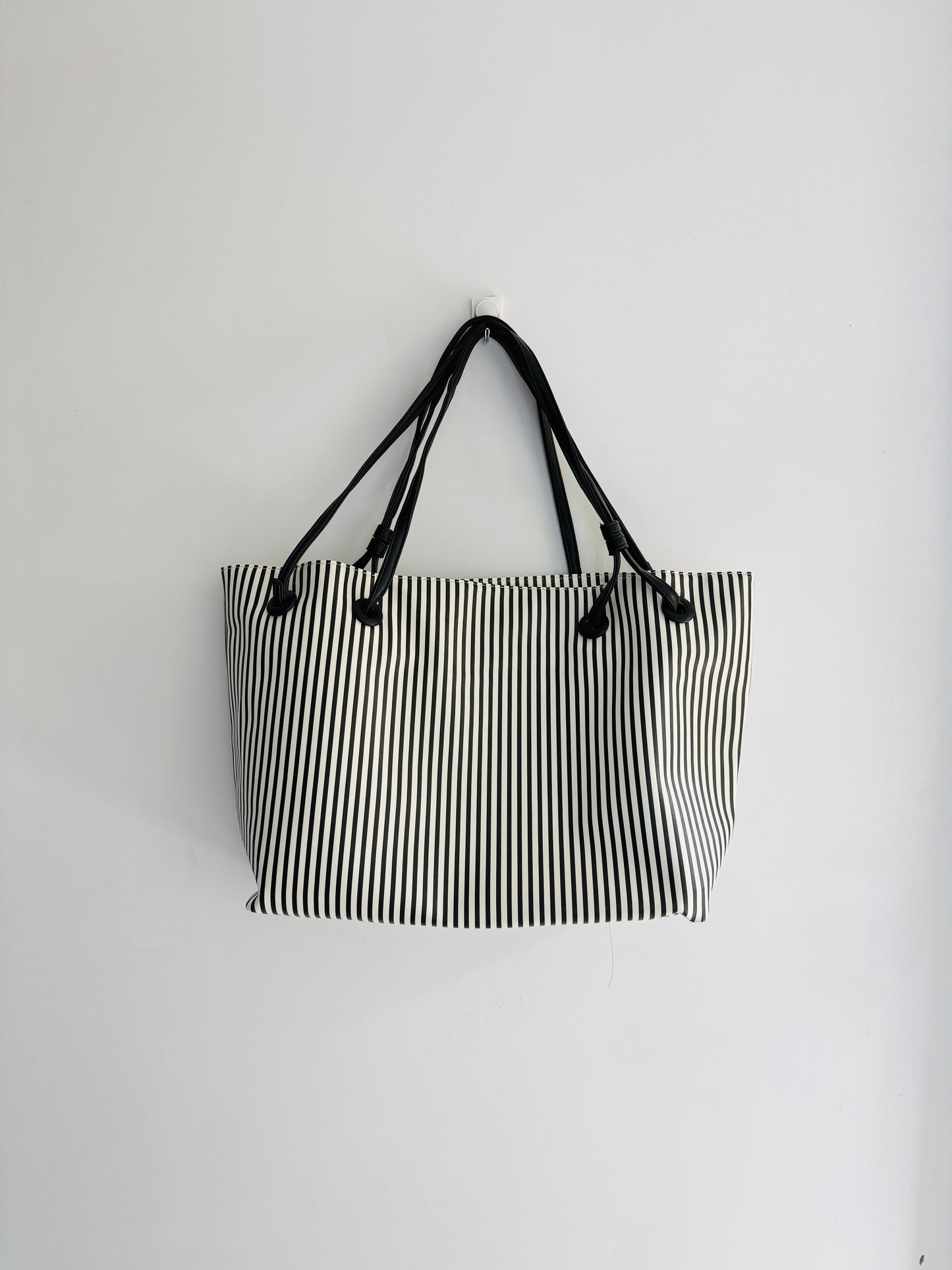 IMPORTED PREMIUM TOTEBAG 7P1-C3