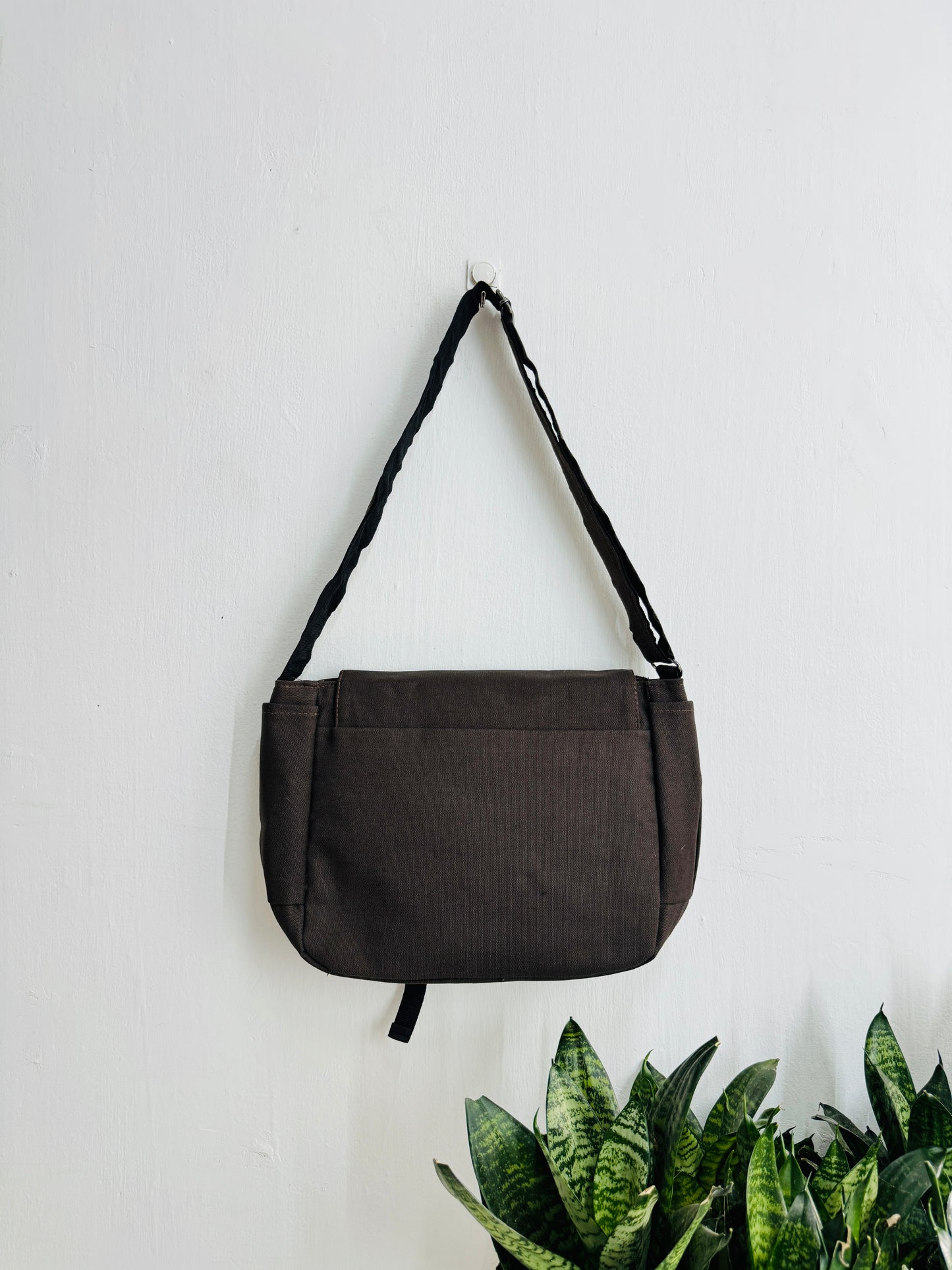 MESSENGER BAG 382