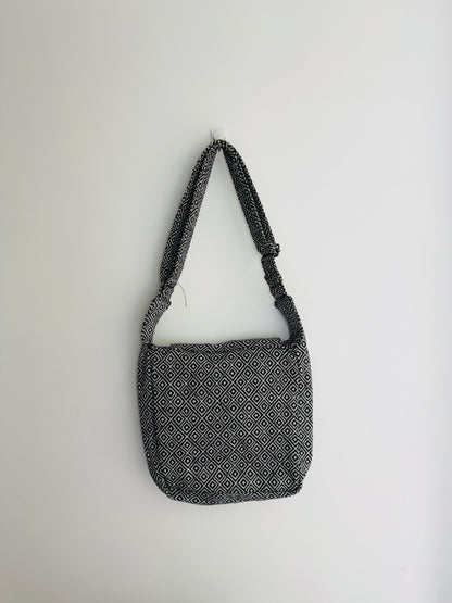 CROSSBODY BAG 2I6-F20