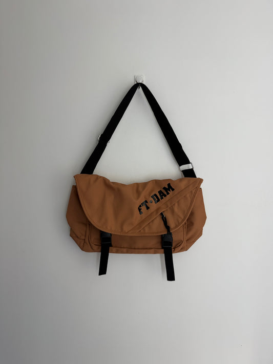 IMPORTED CROSSBODY BAG 8f2-I16