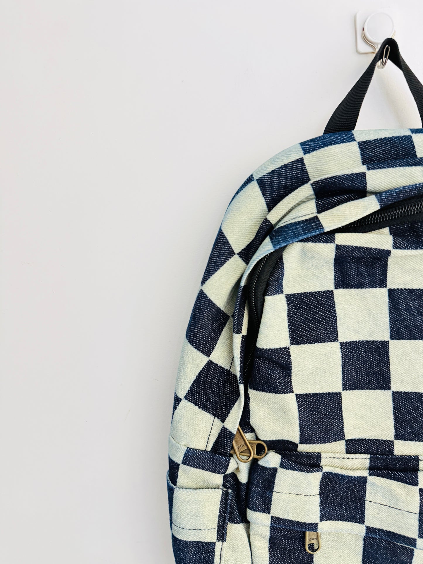 BACKPACK 9O8-H1