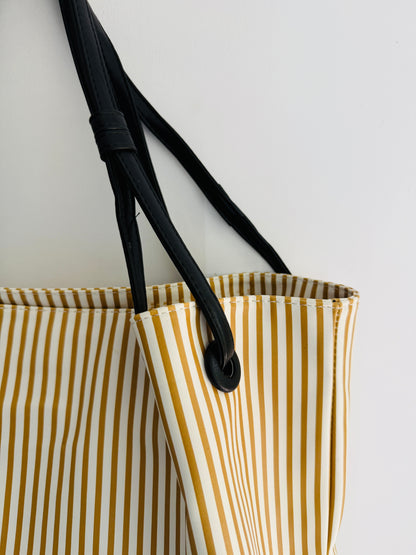 IMPORTED PREMIUM HANDBAG 4N3-D6