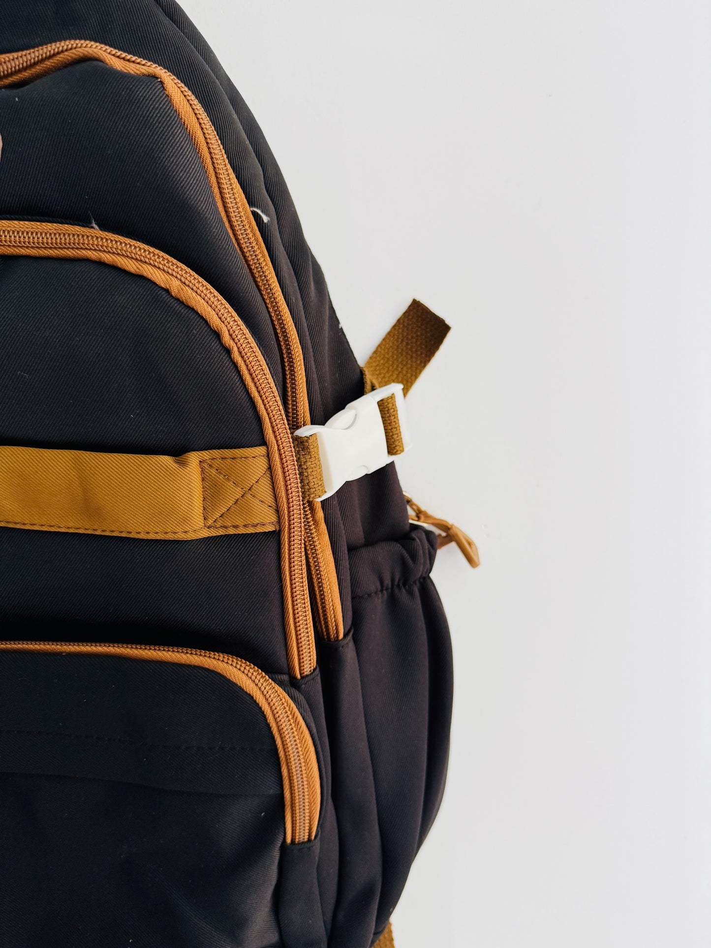 IMPORTED BACKPACK 6N3-I4