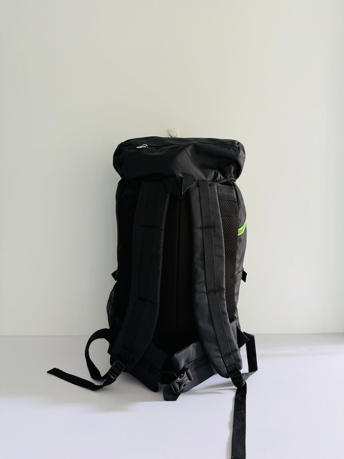 TRAVEL BAG 9K4-M8