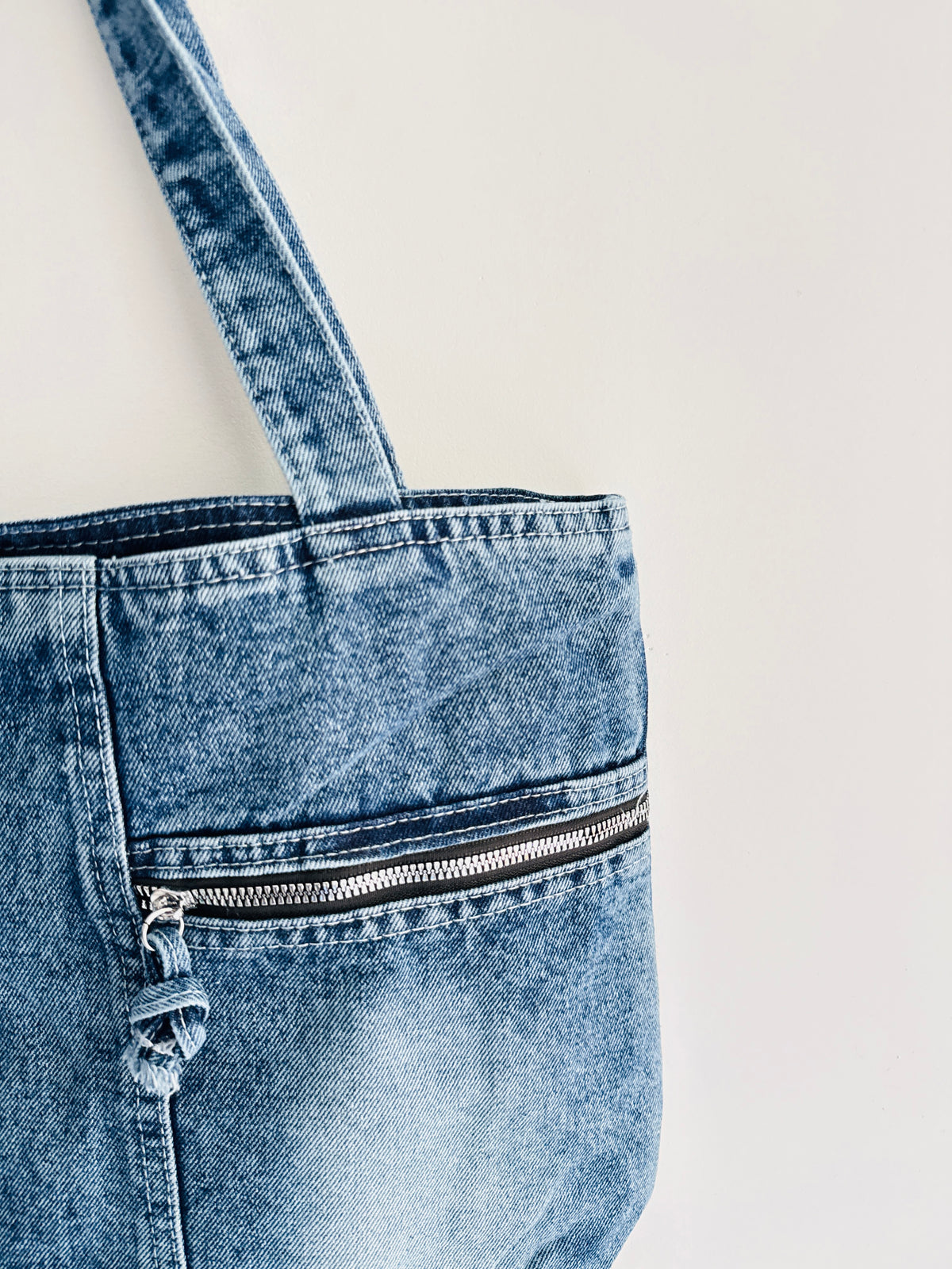 IMPORTED TOTEBAG 4Q7-F11