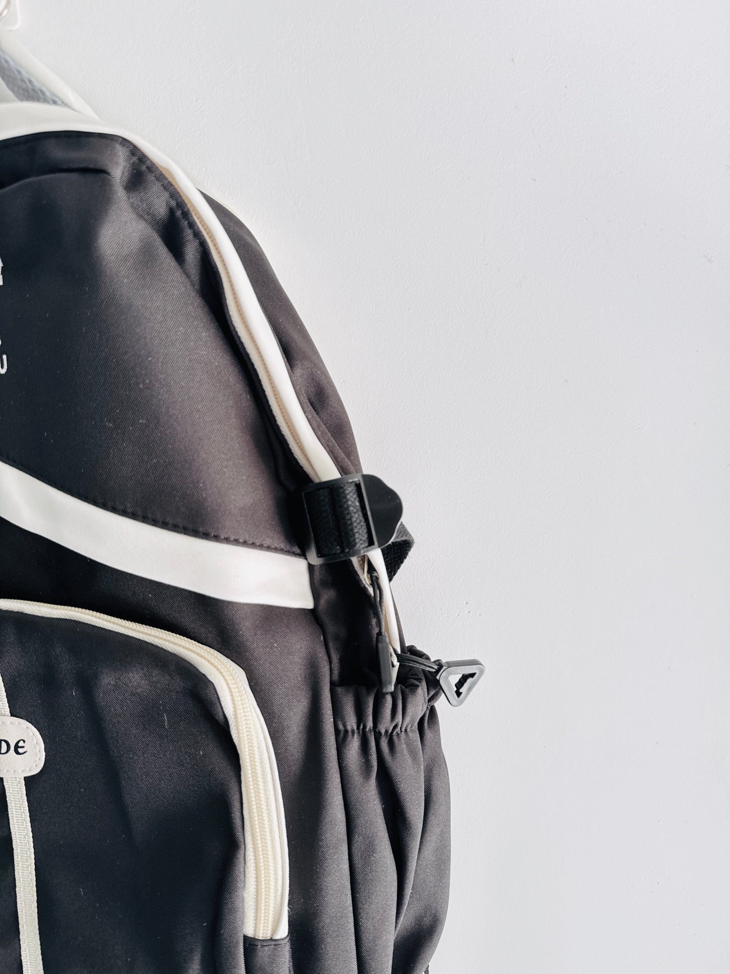IMPORTED BACKPACK 8O4-E1