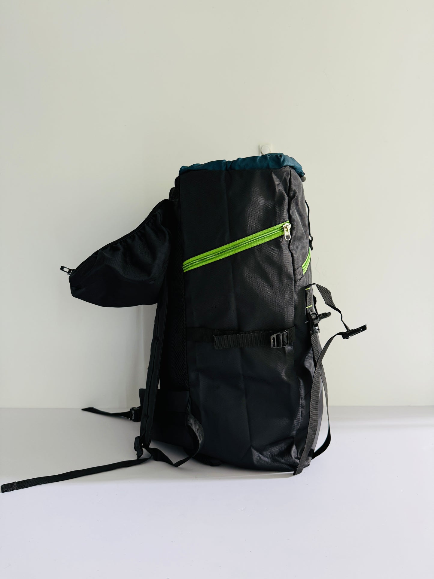 TRAVEL BAG 9K4-M8