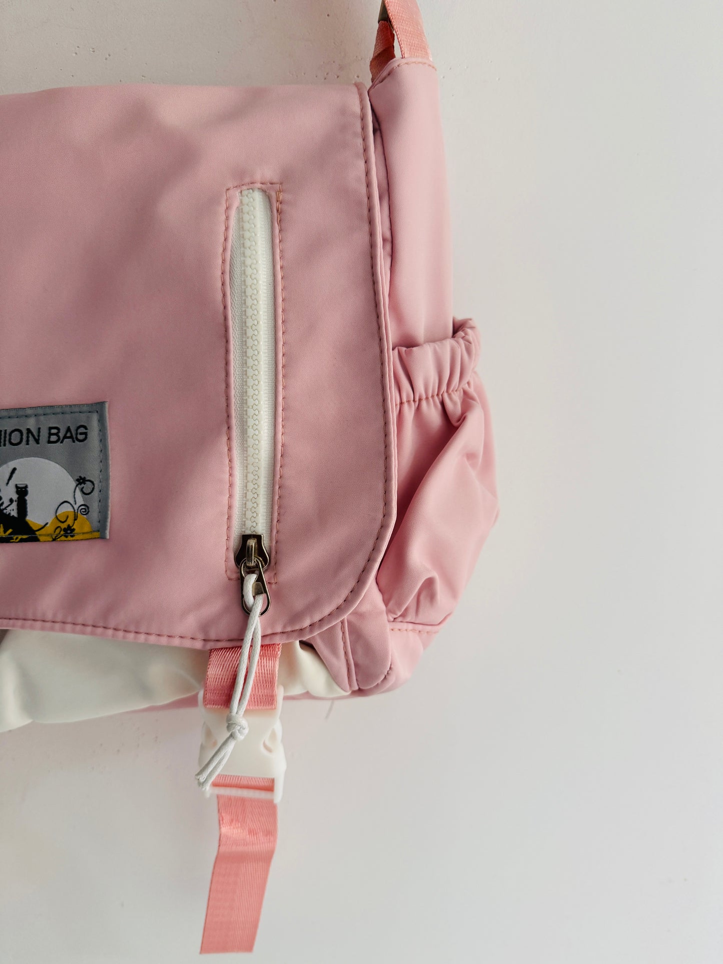 IMPORTED MESSENGER BAG 08-f3