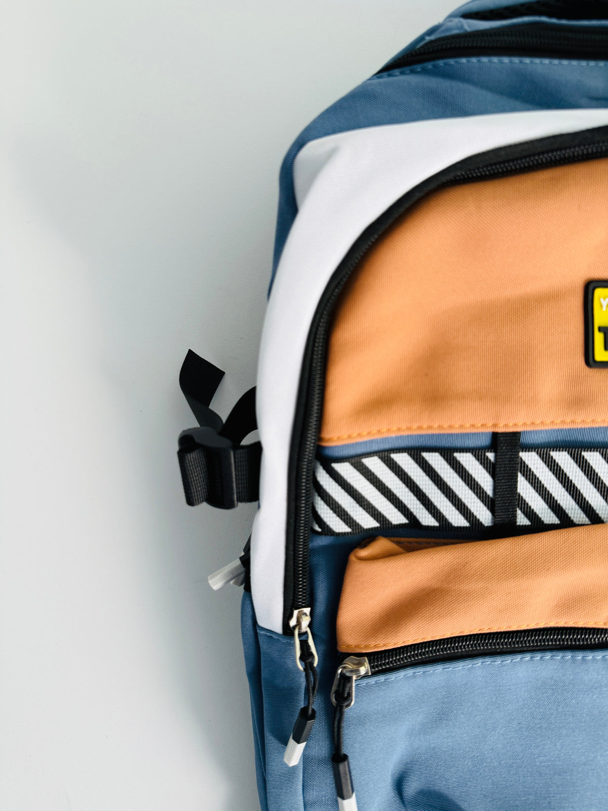 IMPORTED BACKPACK 7Q1-H9