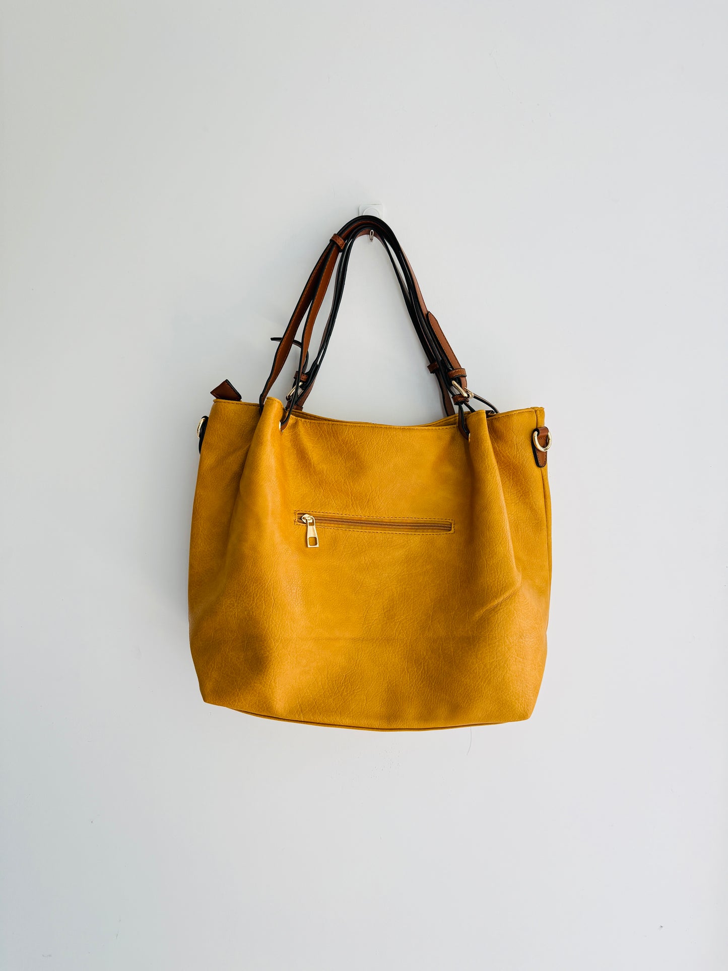 IMPORTED PREMIUM TOTEBAG 2L0-D7