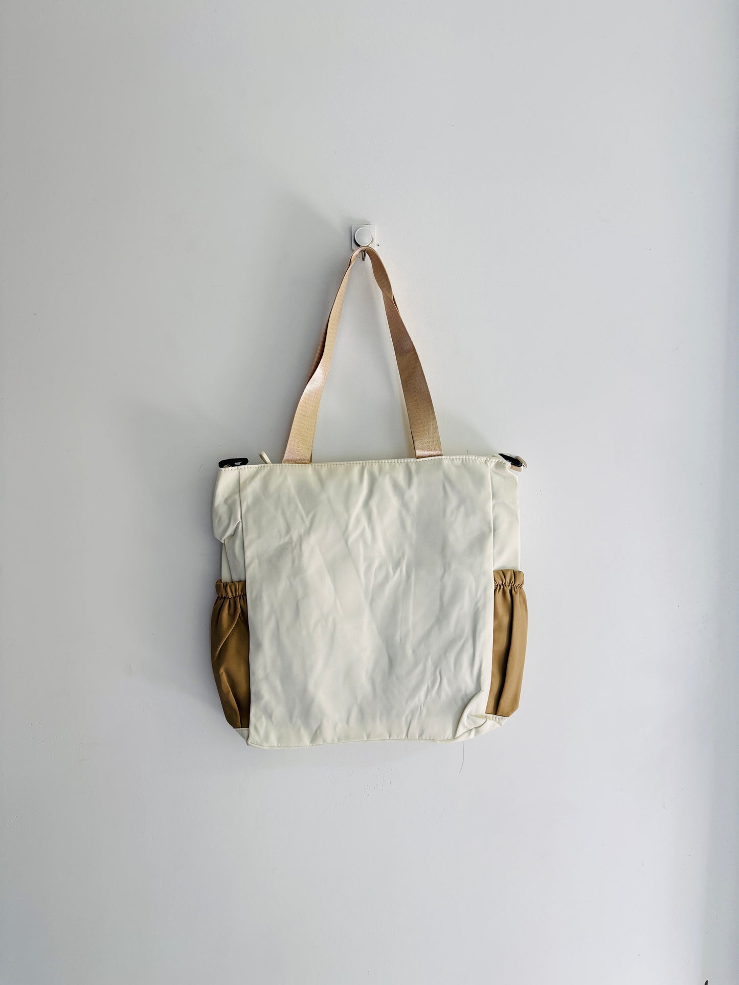 IMPORTED TOTEBAG 8P2-J4