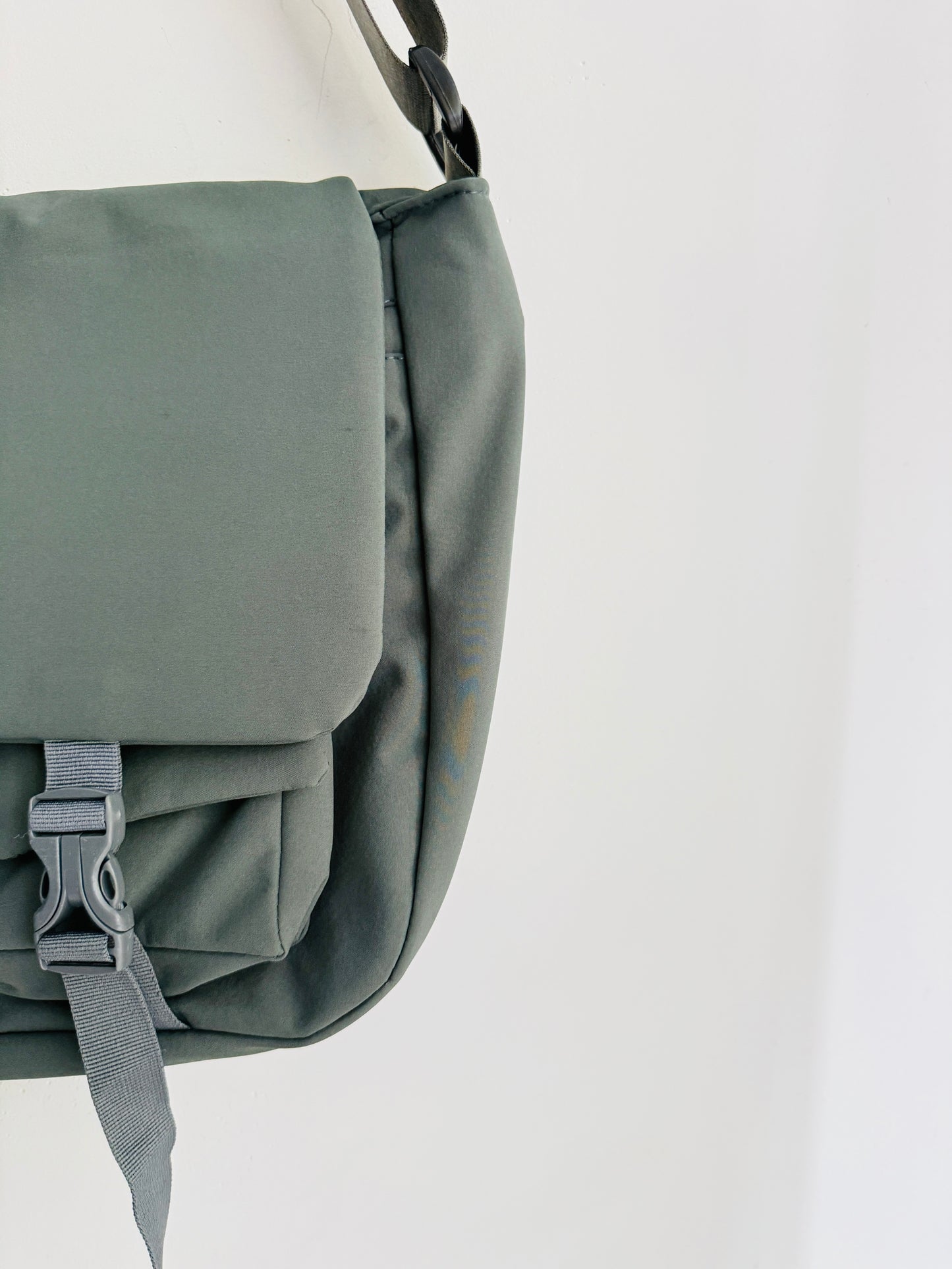 CROSSBODY BAG 7O0-C11