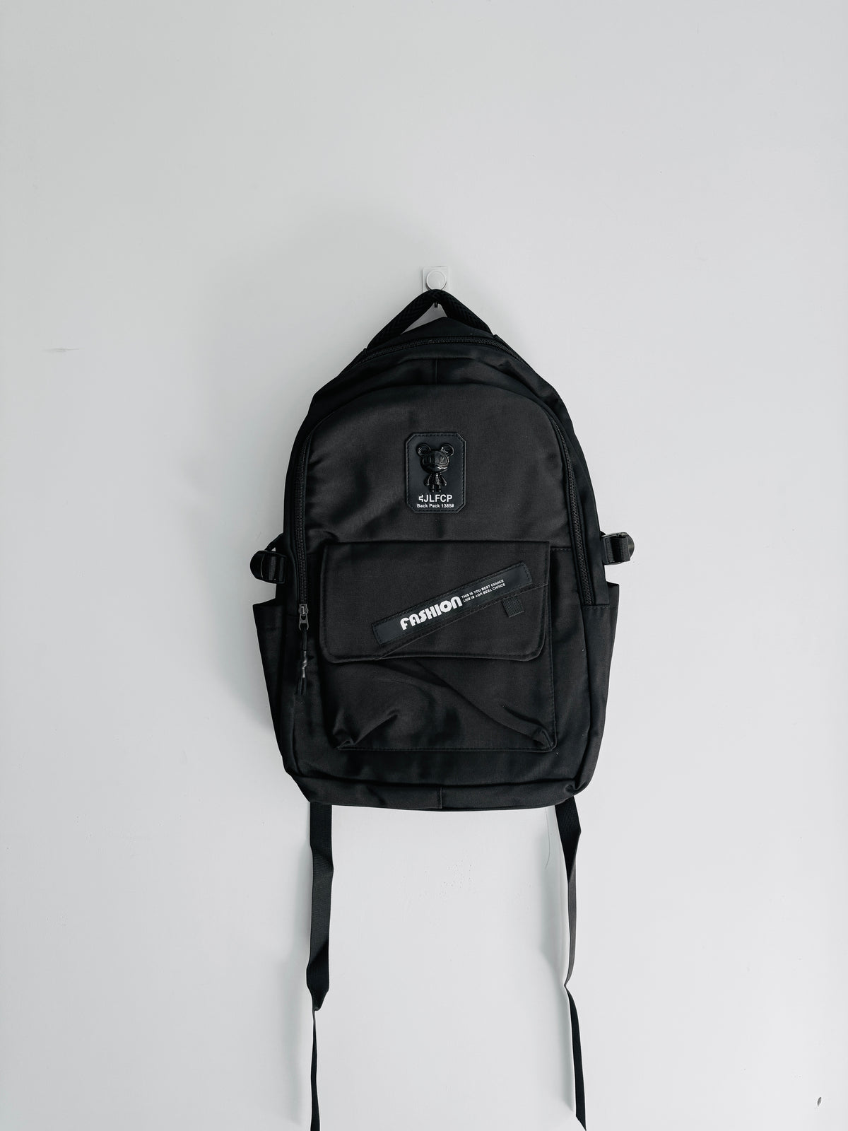 IMPORTED BACKPACK 7Q2-A10