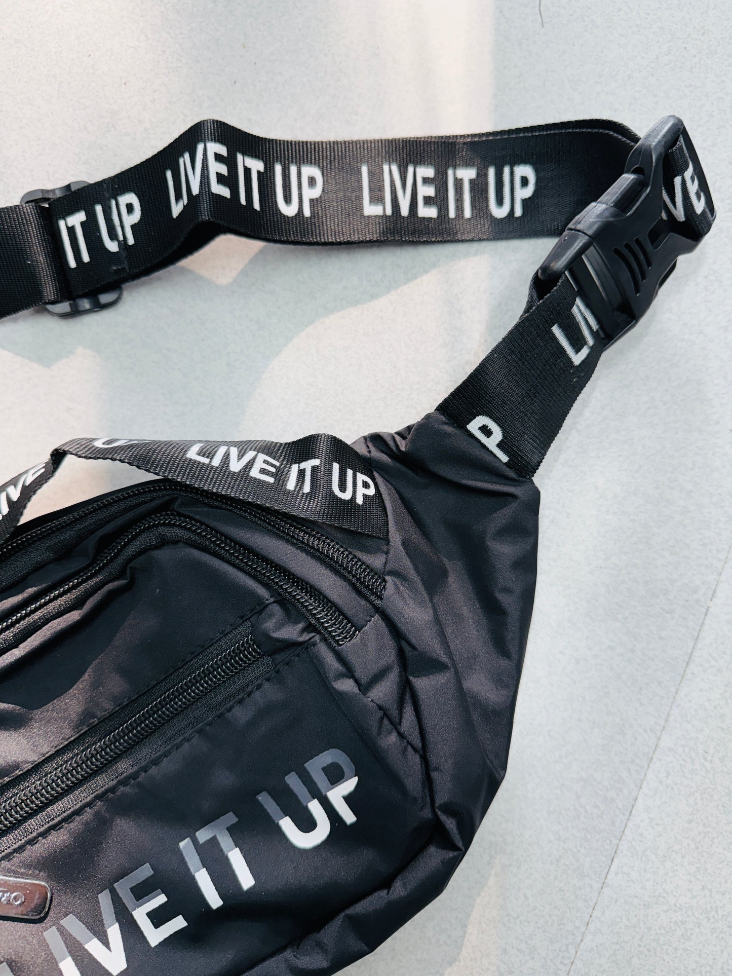 IMPORTED WAISTBAG 6K1