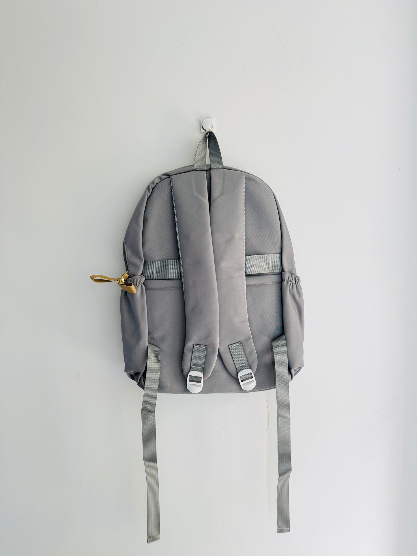 IMPORTED BACKPACK 9N3-I9
