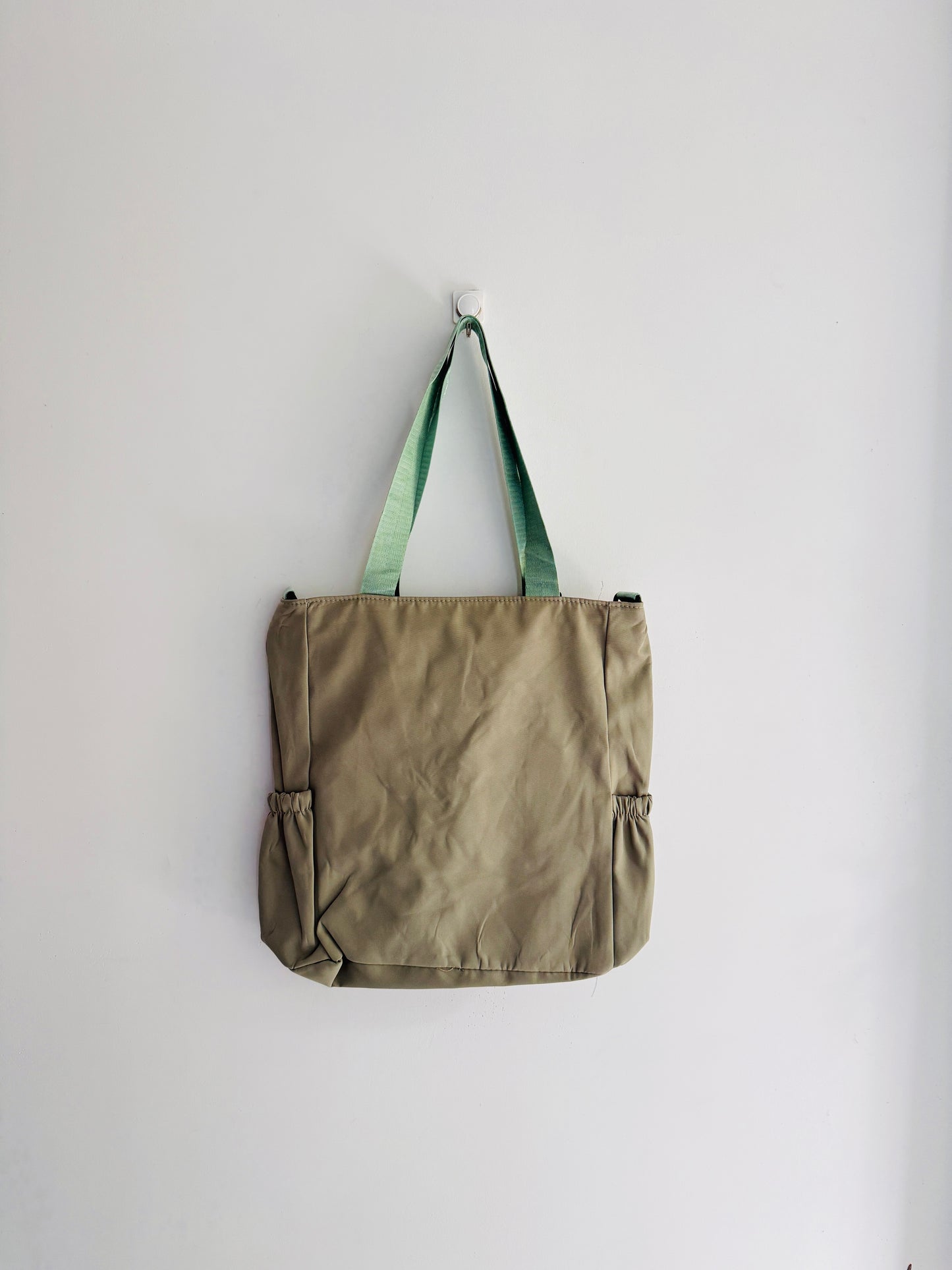 IMPORTED TOTEBAG 7P5-H20