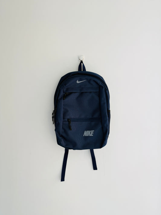 BACKPACK 8L8-B1