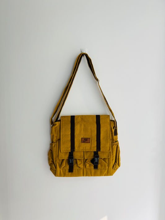 MESSENGER BAG (147)