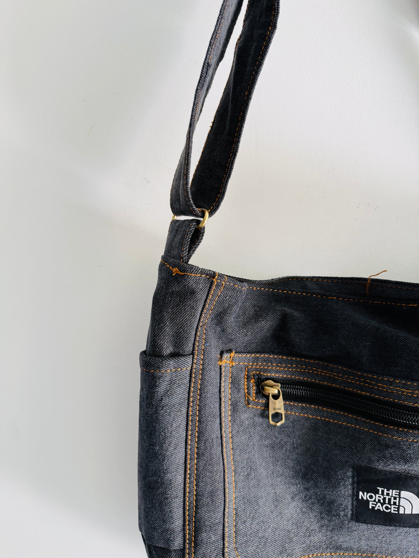 CROSSBODY BAG 6N6-H9