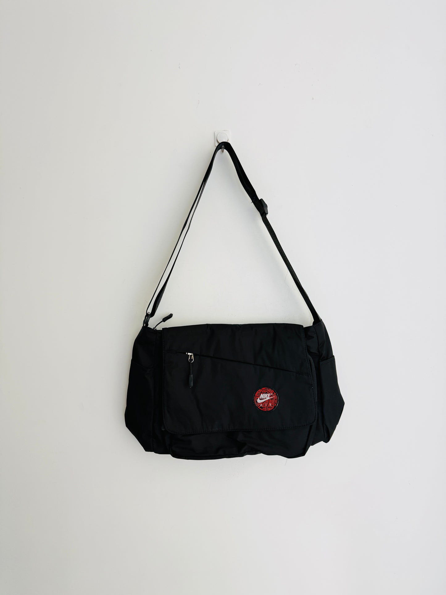 CROSSBODY BAG 6O6-A11
