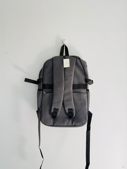 IMPORTED BACKPACK 7Q0-H9