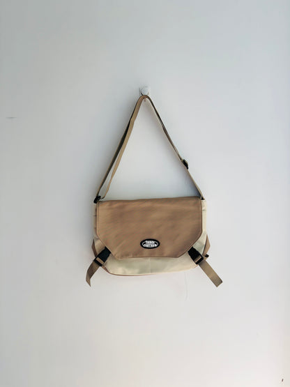 IMPORTED CROSSBODY BAG 8Q1-F3