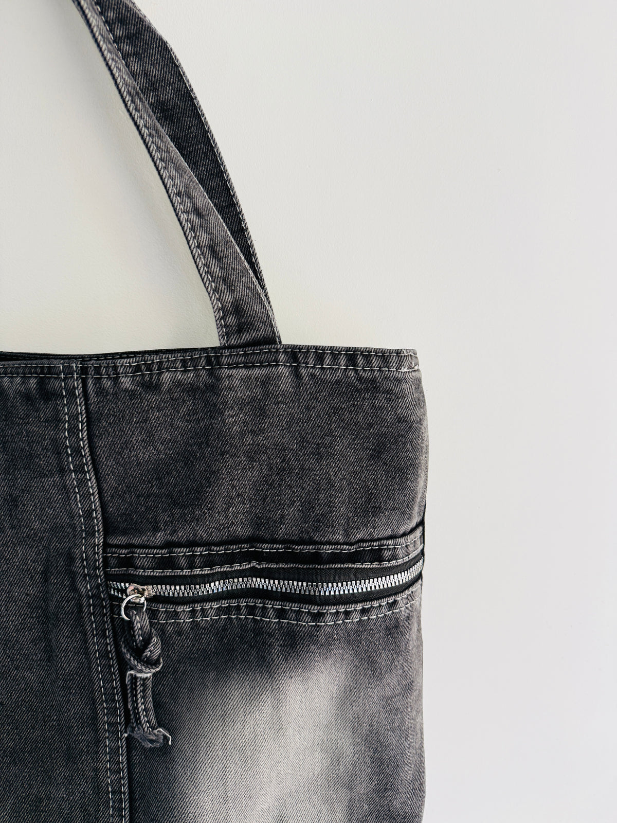 IMPORTED TOTEBAG 4Q8-F11