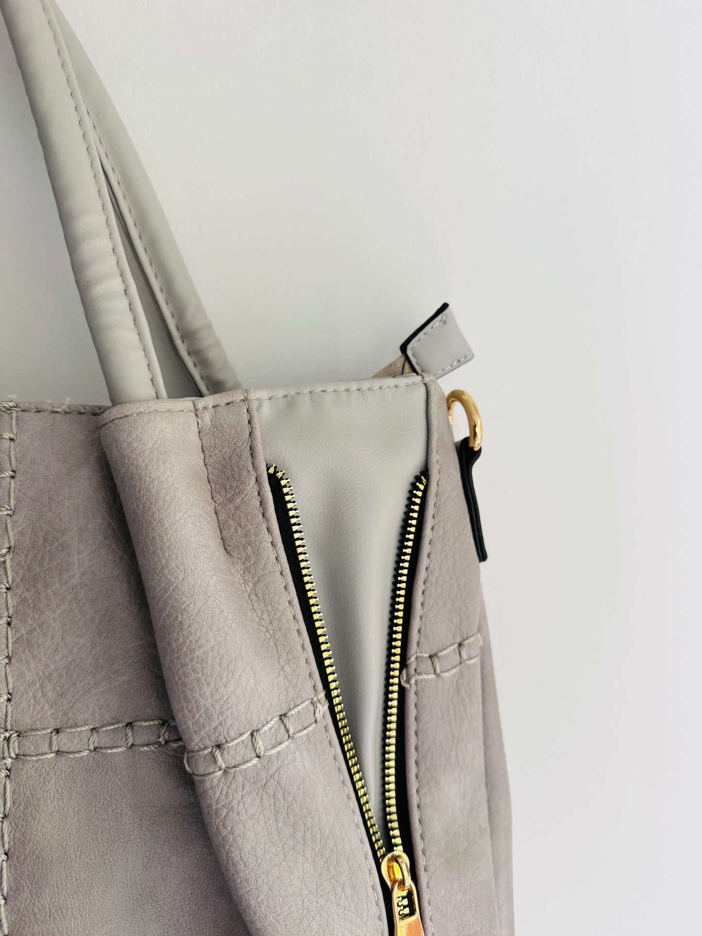 IMPORTED PREMIUM TOTEBAG 1L9