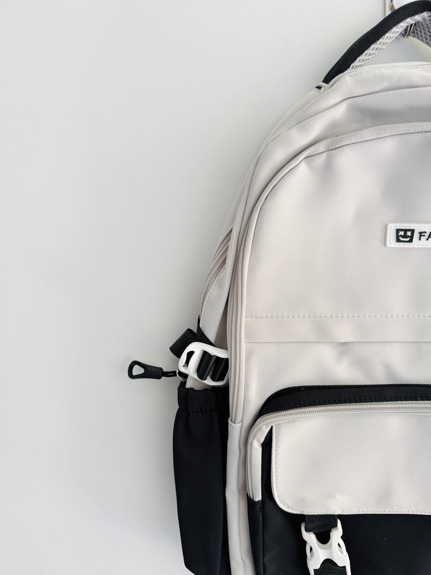 IMPORTED BACKPACK 4P5-F8