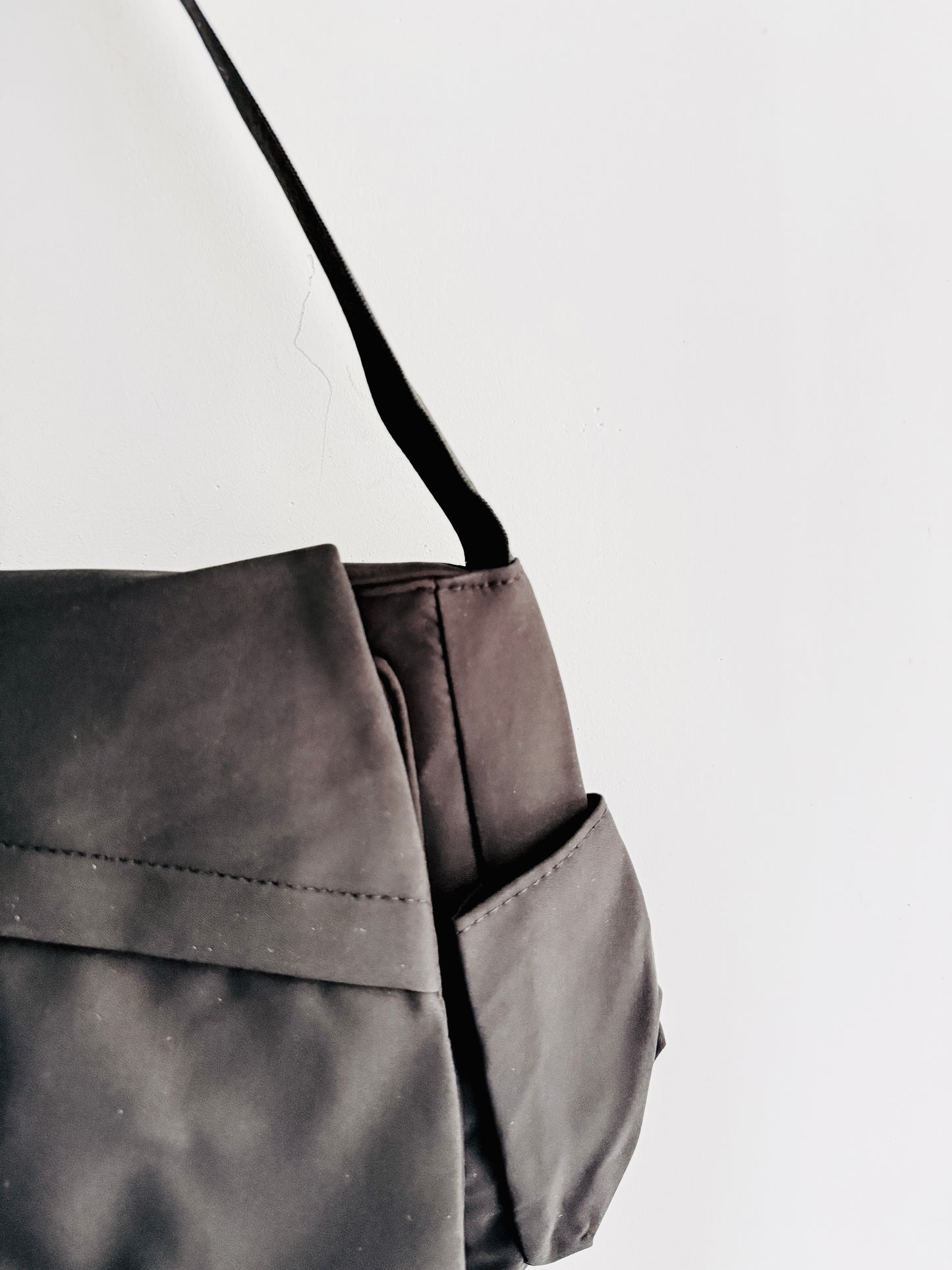 IMPORTED CROSSBODY BAG 5N3-I1