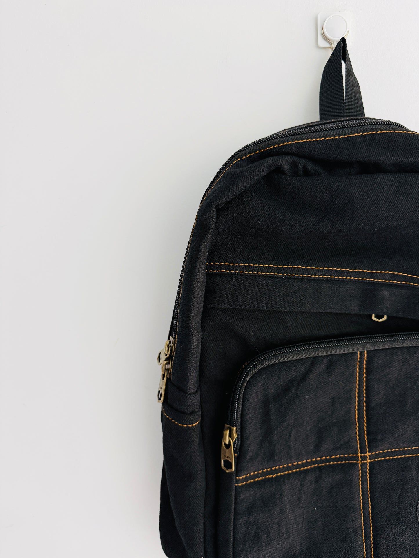 BACKPACK 1J2-H1