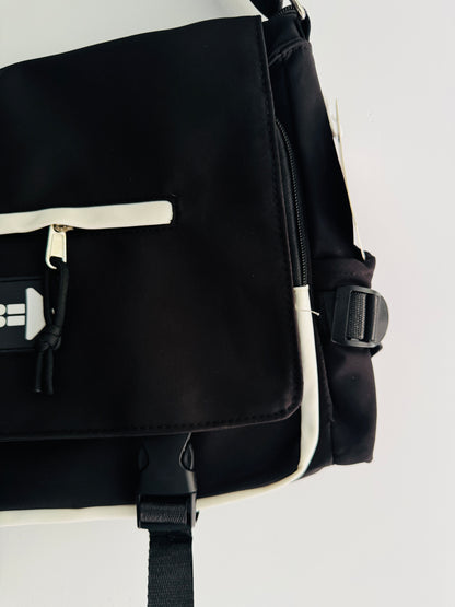 IMPORTED CROSSBODY BAG 2d2-C7