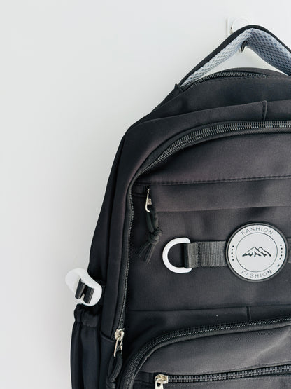 IMPORTED BACKPACK 0R4-E7