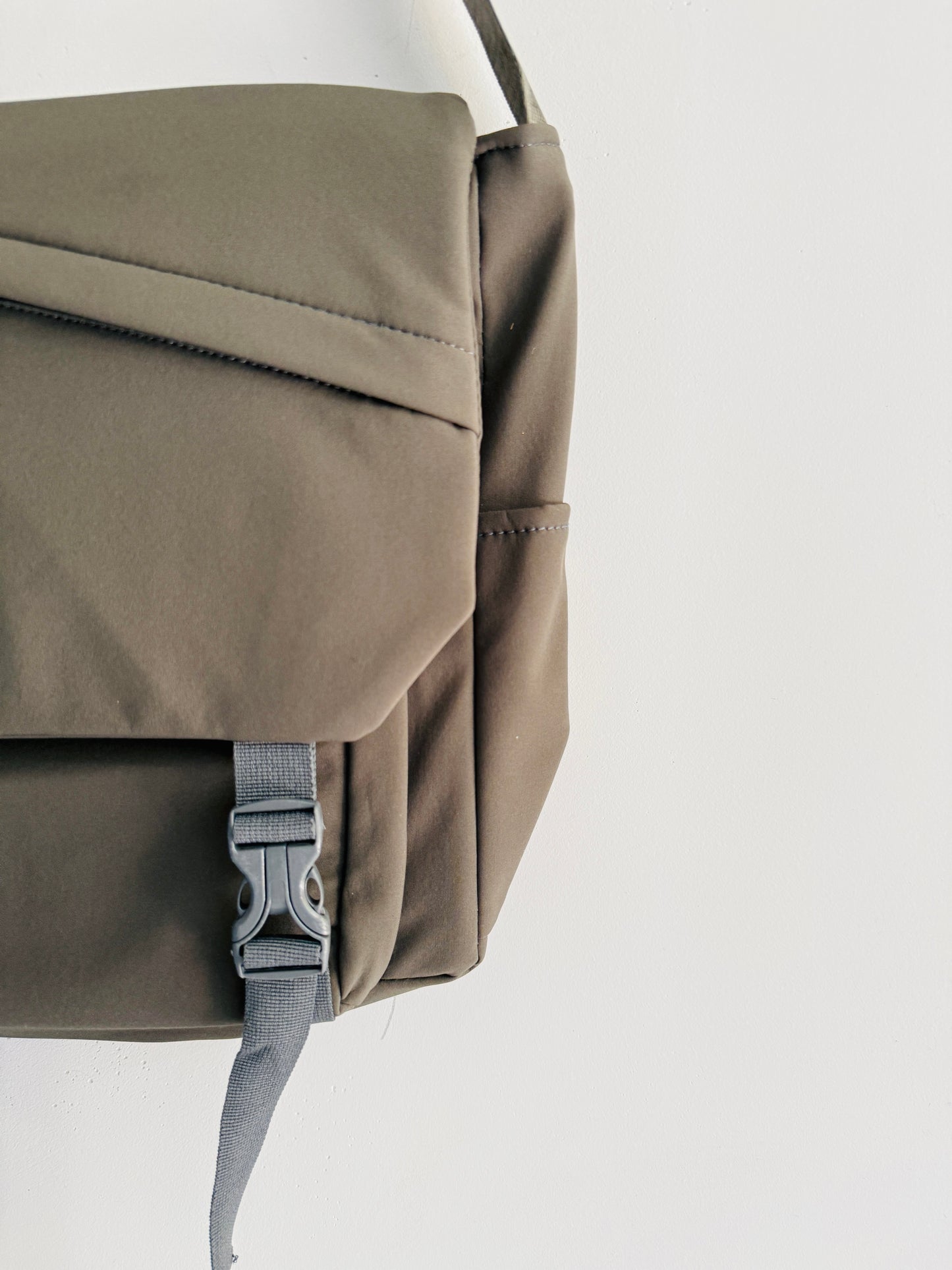 CROSSBODY BAG 4P3-H7