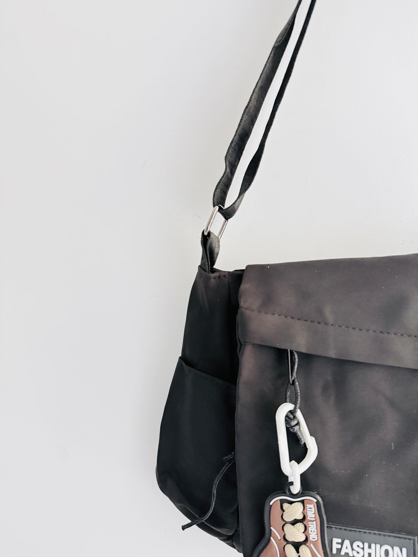 IMPORTED CROSSBODY BAG 5N3-I1