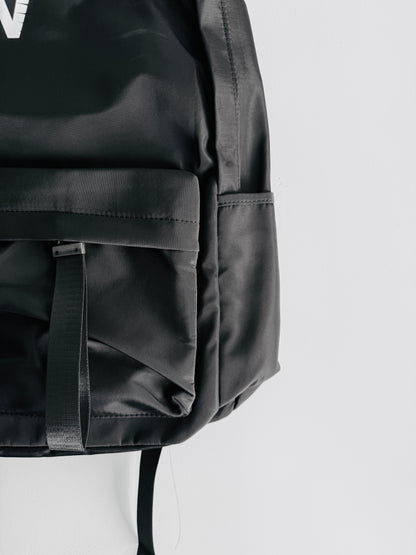 IMPORTED BACKPACK 1P0-I9