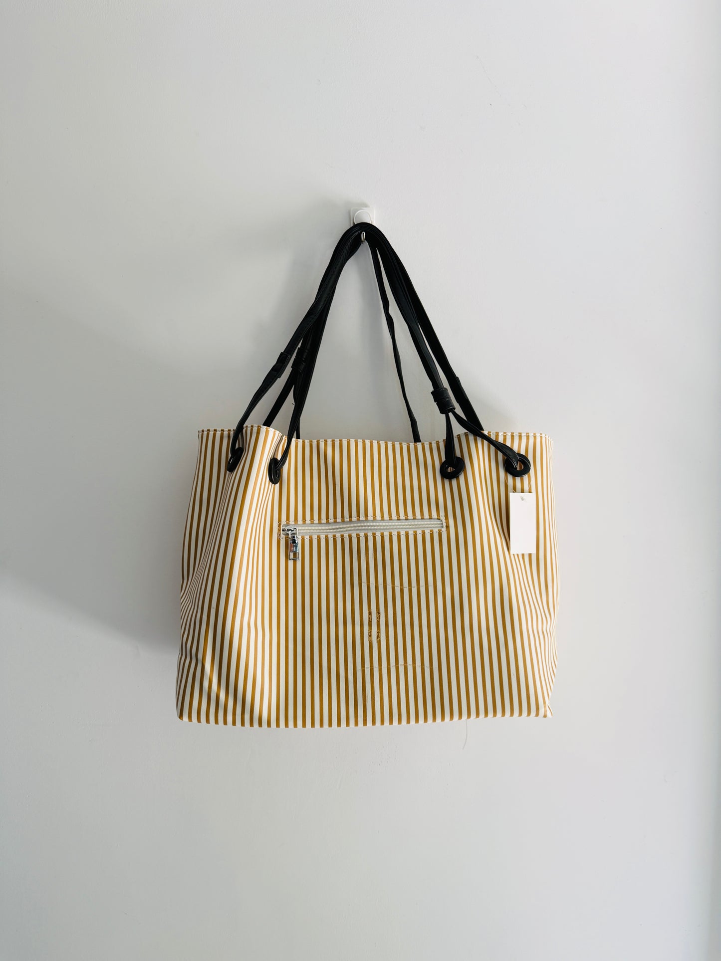 IMPORTED PREMIUM HANDBAG 4N3-D6