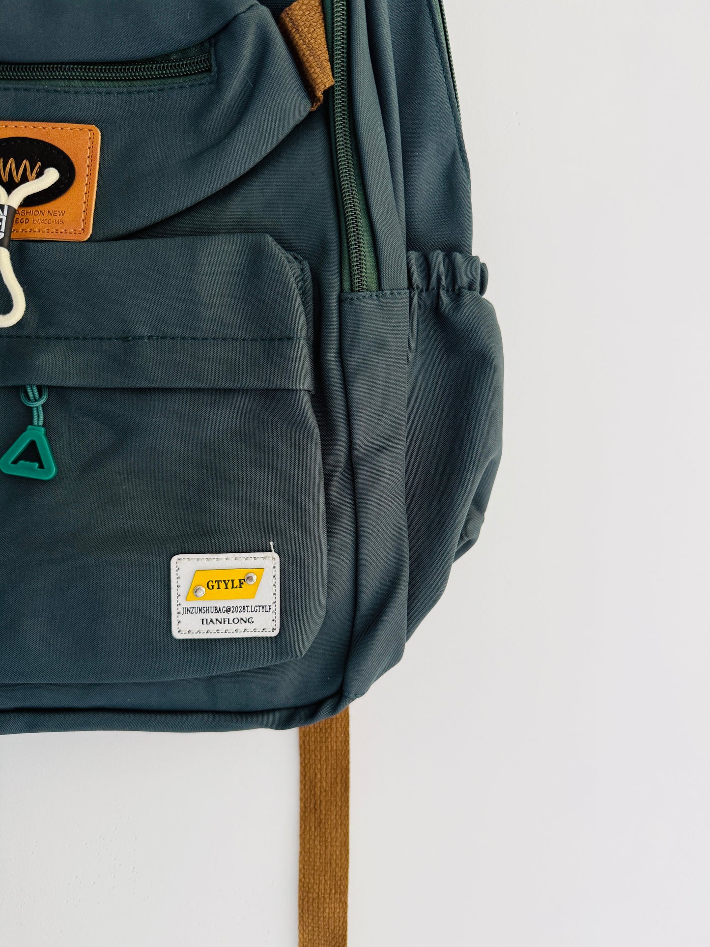 IMPORTED BACKPACK 3K2-I16