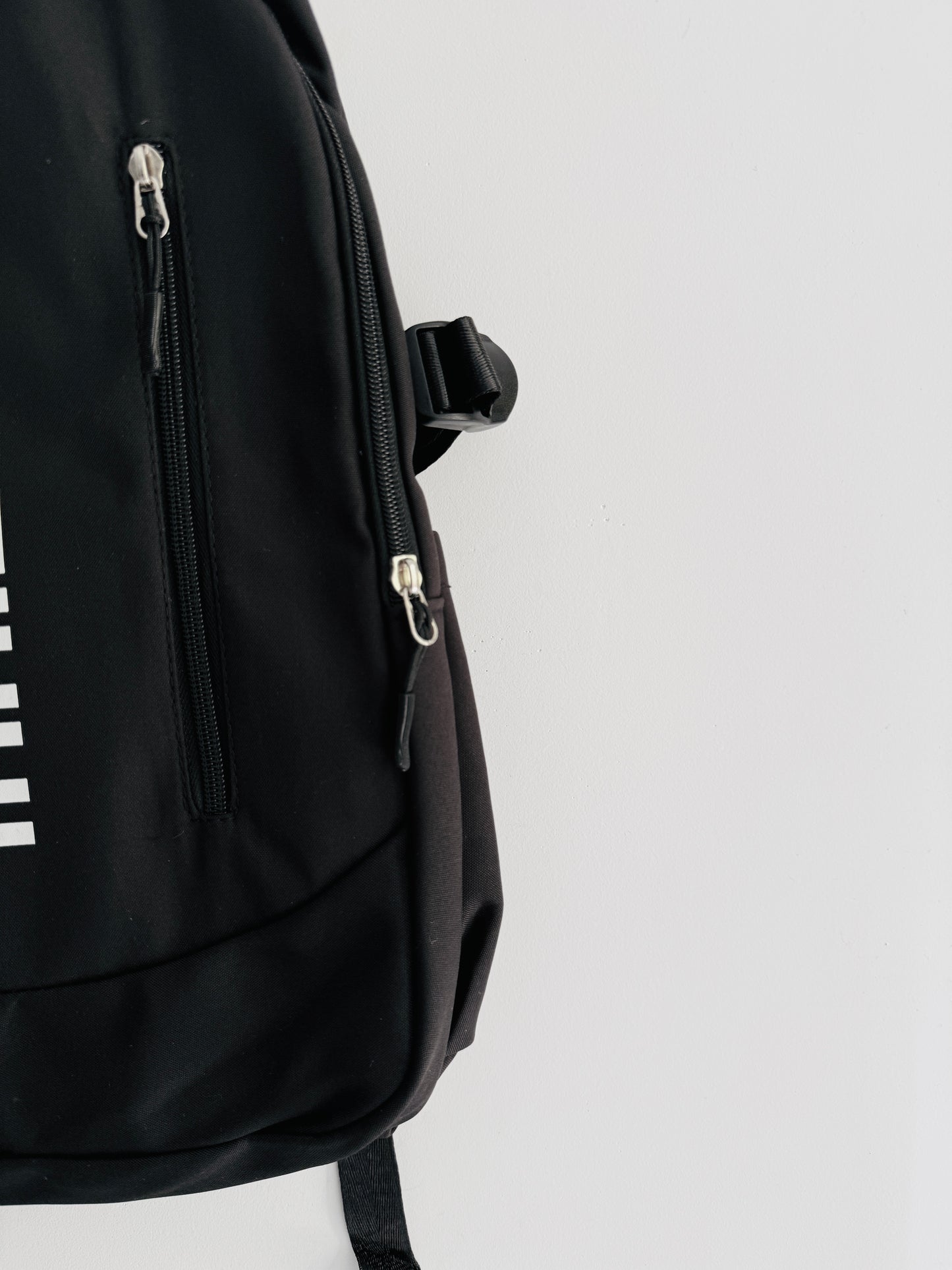IMPORTED BACKPACK 4O2-E12