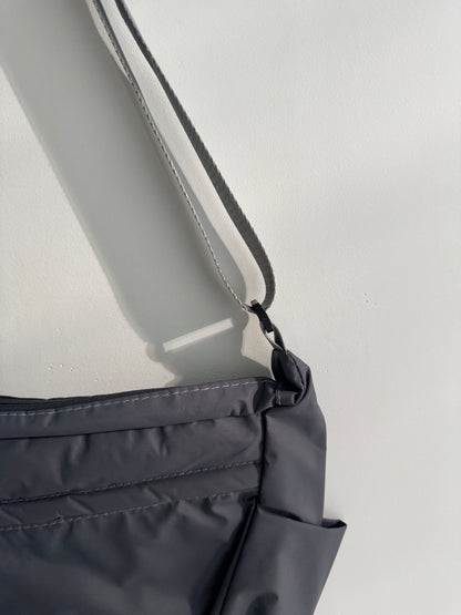 IMPORTED CROSSBODY BAG 6f4-F13