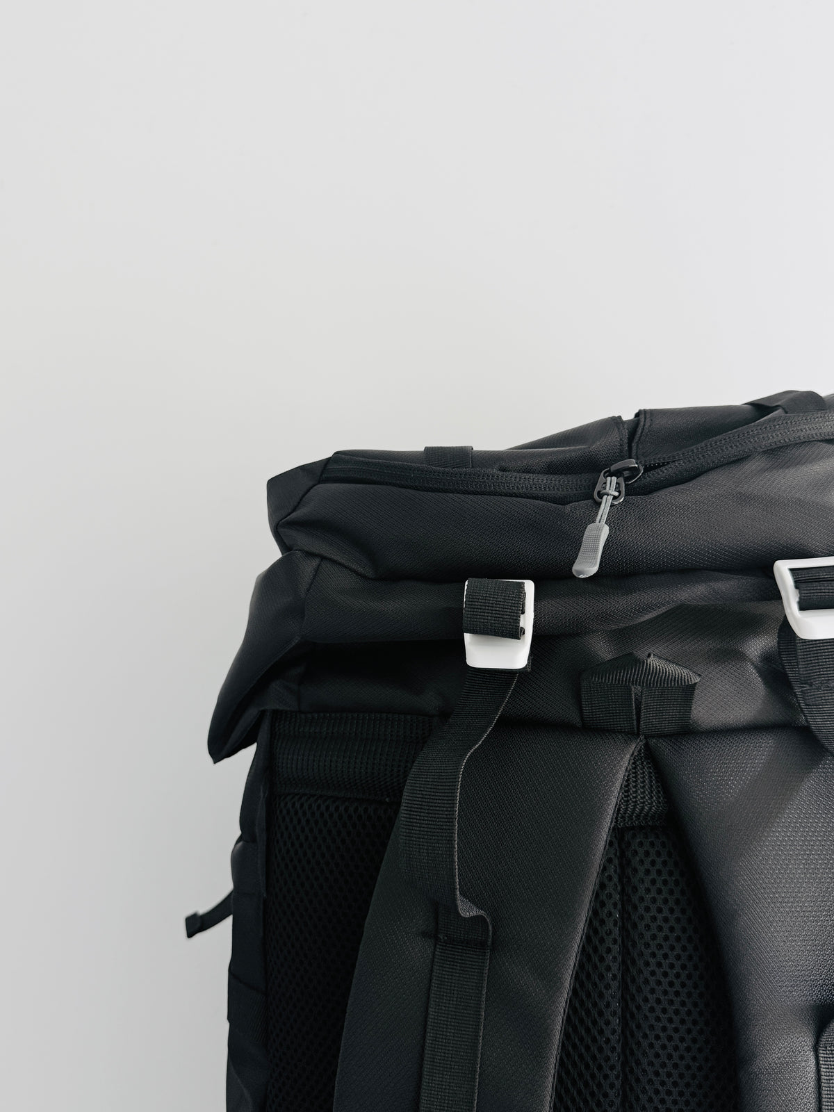 TRAVEL BAG 3Q2-L3