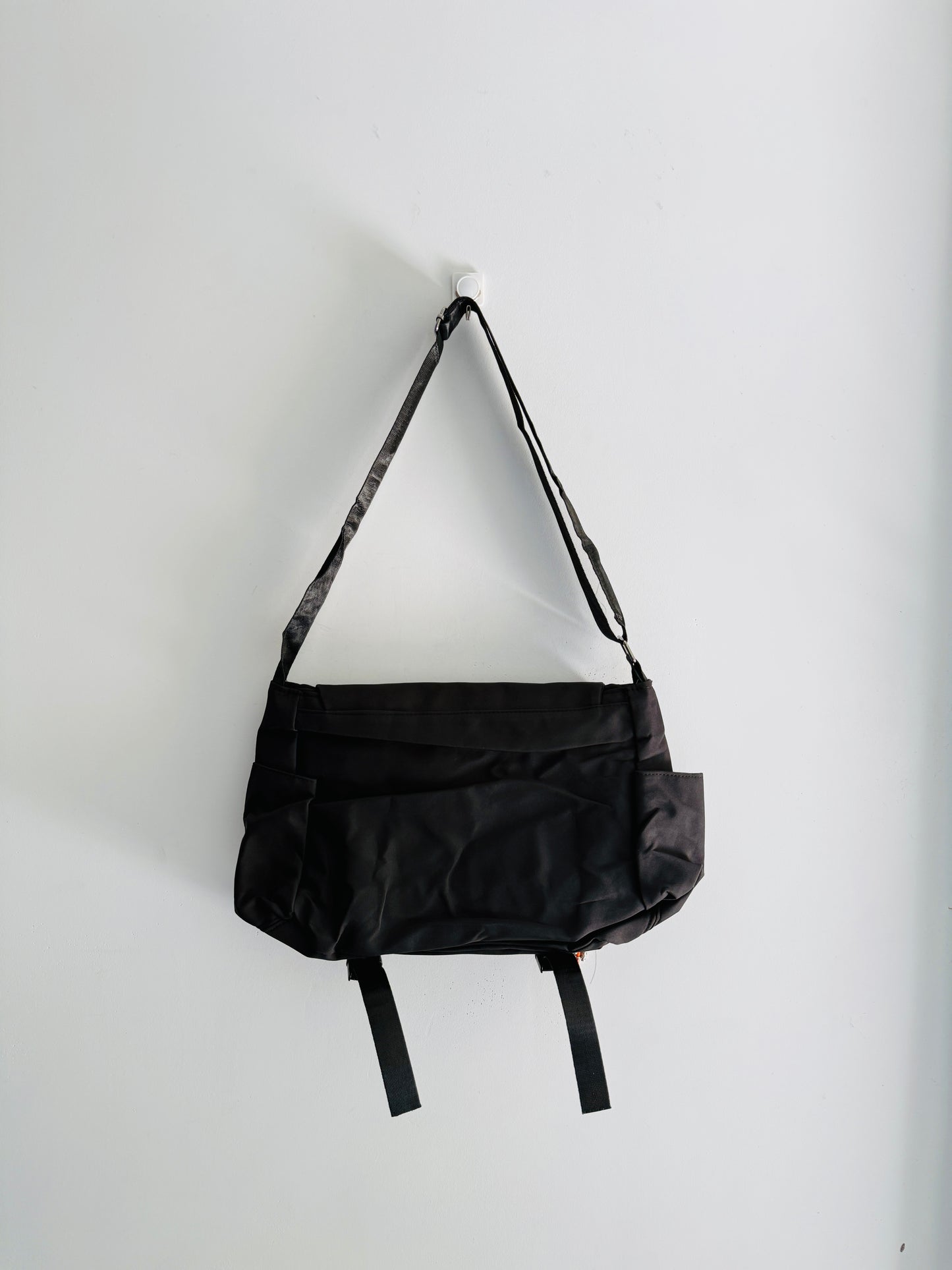 IMPORTED CROSSBODY BAG 2P4-D1