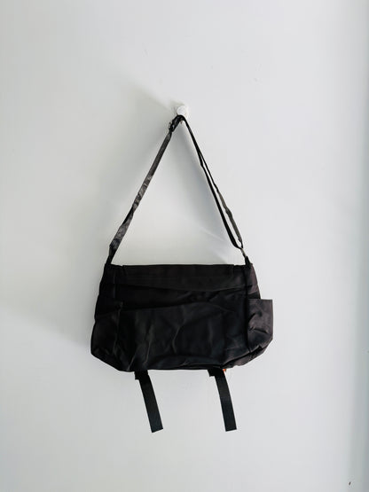 IMPORTED CROSSBODY BAG 2P4-D1