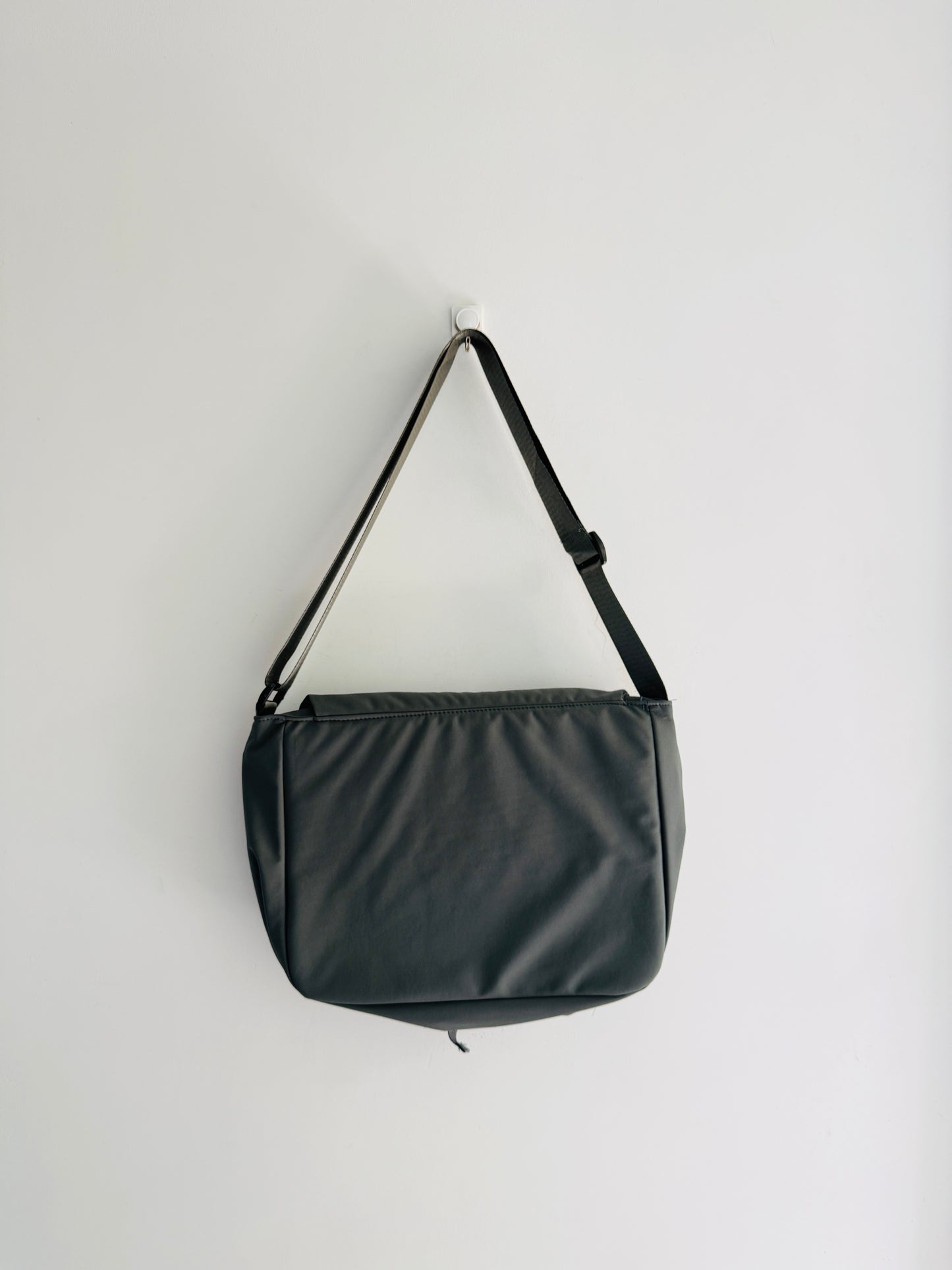 CROSSBODY BAG 0Q4-J10