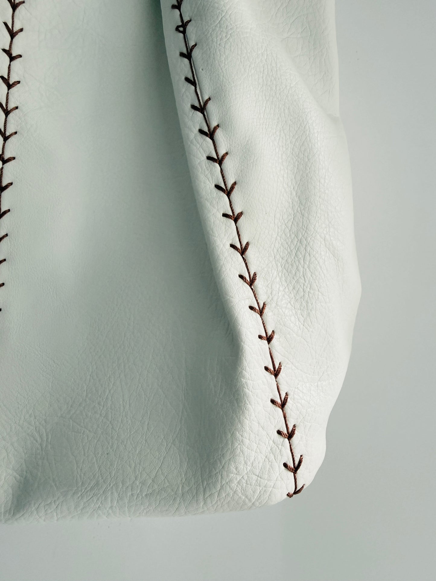 IMPORTED PREMIUM TOTEBAG 7K4-B14