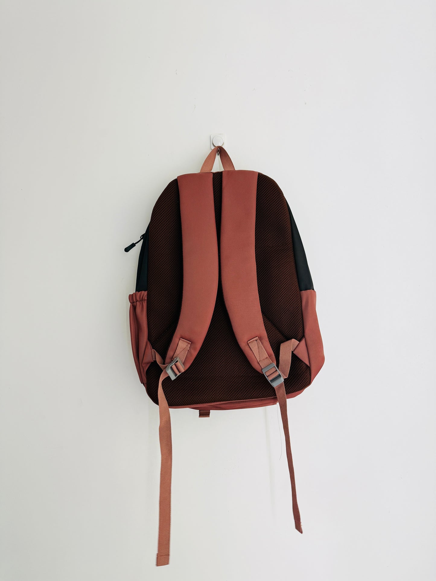 BACKPACK 6O0-G8