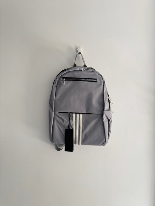 IMPORTED BACKPACK 9e8-e16